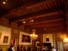 chateau de Grignan vue intérieure - Salle du Roi, ancienne Grande Salle du château médiéval, restaurée d'après l'état du XVIIe siècle